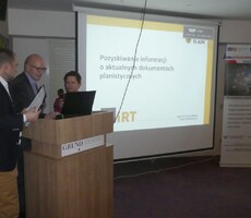Školící konferenci „Strategické a územní plánování na polsko-českém pohraničí“ v Mladých Bukách
